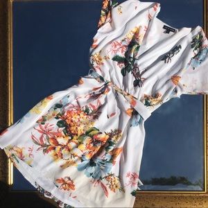 Floral flowy mini dress